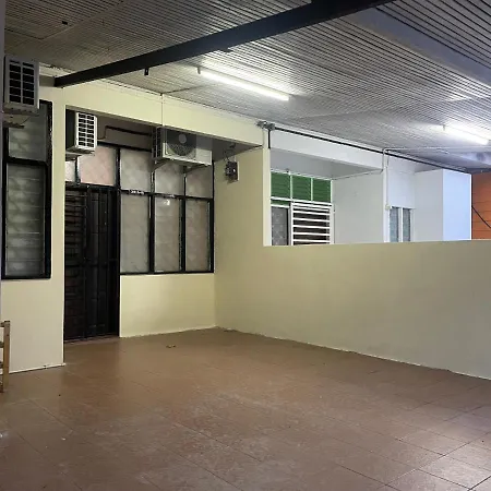 Kota Bharu Homestay Exterior photo